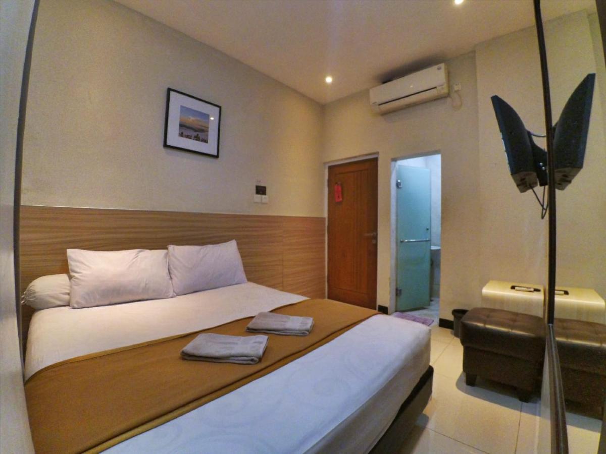 Cabin Hotel Sutomo Yogyakarta Extérieur photo