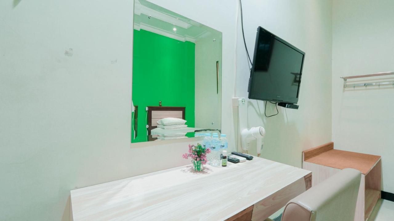 Cabin Hotel Sutomo Yogyakarta Extérieur photo