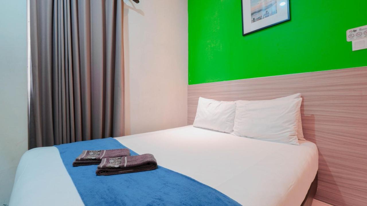 Cabin Hotel Sutomo Yogyakarta Extérieur photo