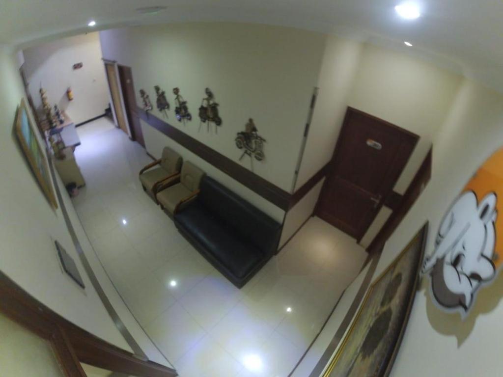 Cabin Hotel Sutomo Yogyakarta Extérieur photo