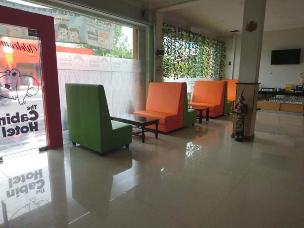 Cabin Hotel Sutomo Yogyakarta Extérieur photo