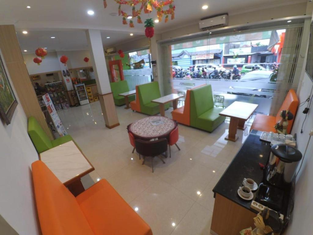 Cabin Hotel Sutomo Yogyakarta Extérieur photo
